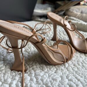 Elegant Sexy Tan Strappy Heels NEW